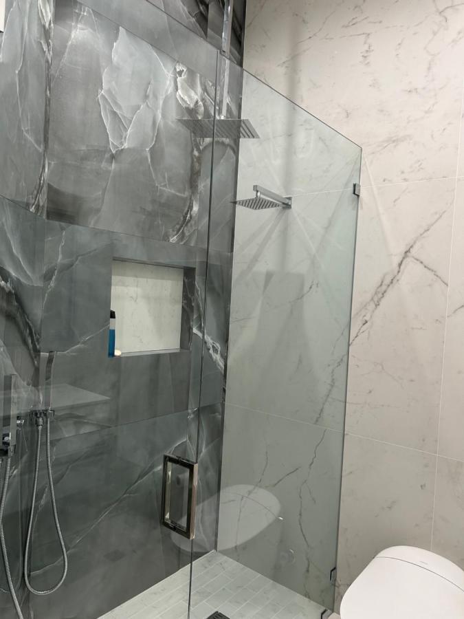 Suite #4 King Suite