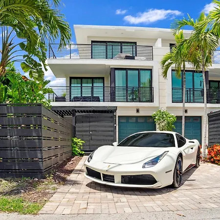 Large Home Near The Beach/Las Olas-2