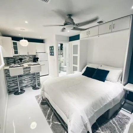 Private Guest Suite On The Water W/Pool & Kayaking-2